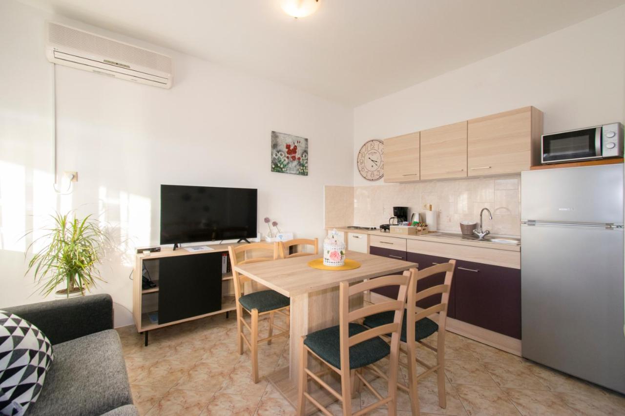 Apartman Fuma Rovinj Exterior photo
